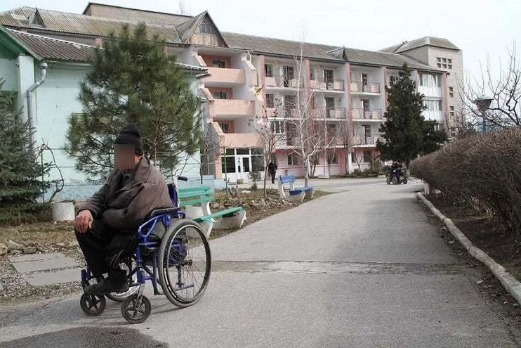 За зачиненими дверима: доля мешканців інтернатів в окупованій частині Запорізької області